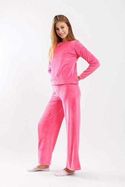 طقم بيجامة سادة من القطيفة