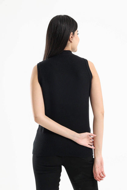 بلوزة صوفية بدون أكمام