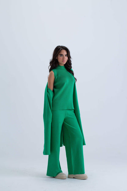 بلوزة صوفية بدون أكمام