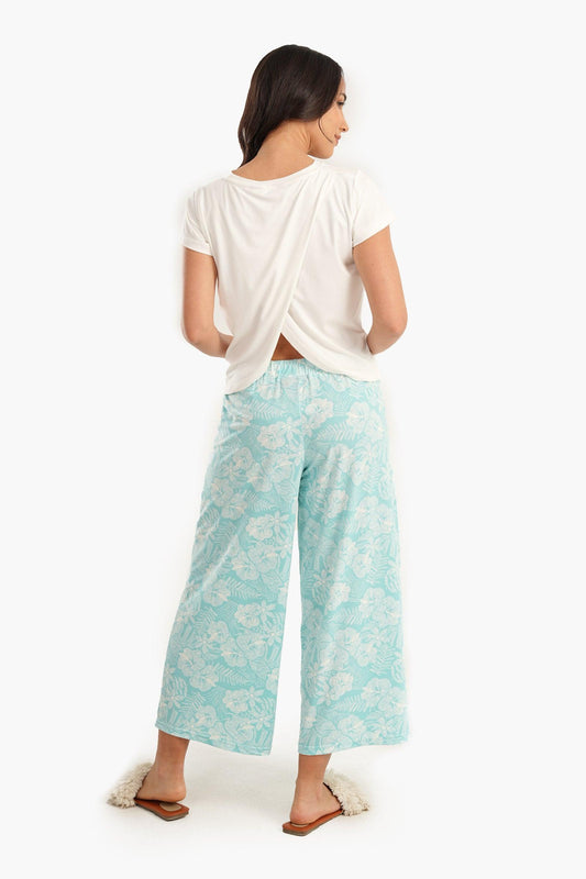 طقم بيجامة بطبعة غرزة