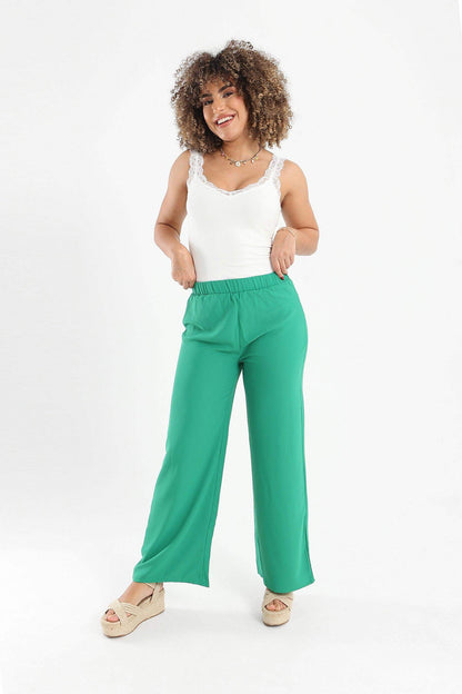 بلوزة مضلعة بدون أكمام مع دانتيل