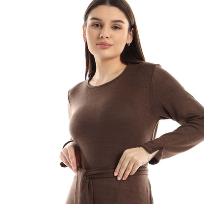 Set of Side Slits Skirt with Round Top