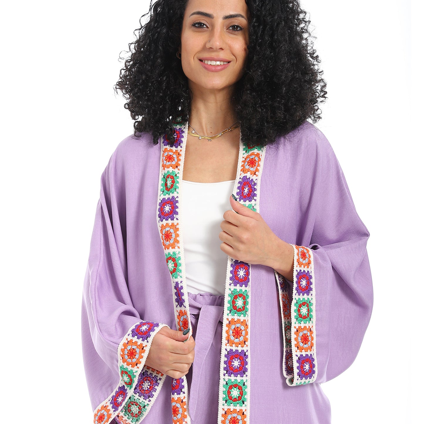 Embroidery kimono suit