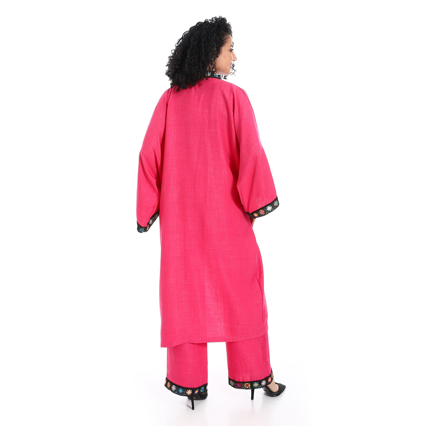 Embroidery kimono suit