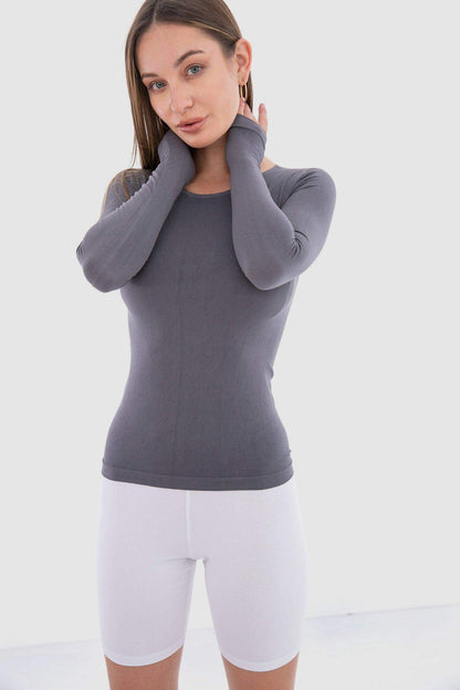 بنطال ضيق قصير من القطن بقصّة Slim Fit