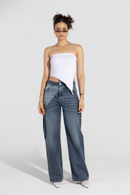 قميص داخلي أبيض غير متماثل بدون حمالات