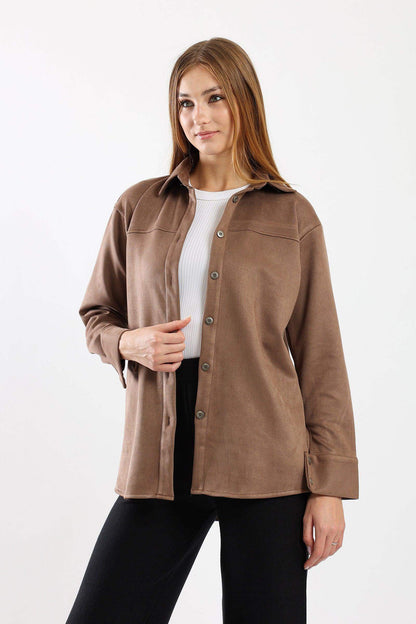 قميص من الجلد السويدي ذو حافة منحنية